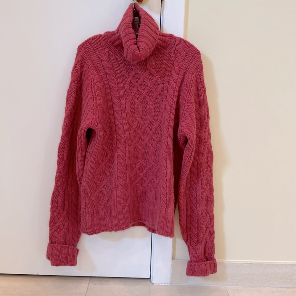 Johnstons Cashmere turtleneck sweater